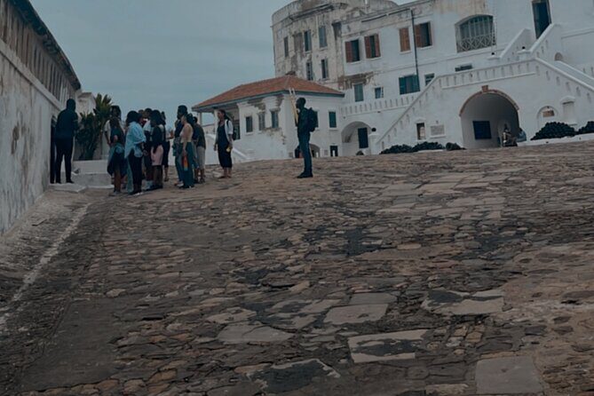 3 Days Accra City Tour & Cape Coast Tour - Cape Coast Castle: Museum Rooms and Dungeons With Real Weight