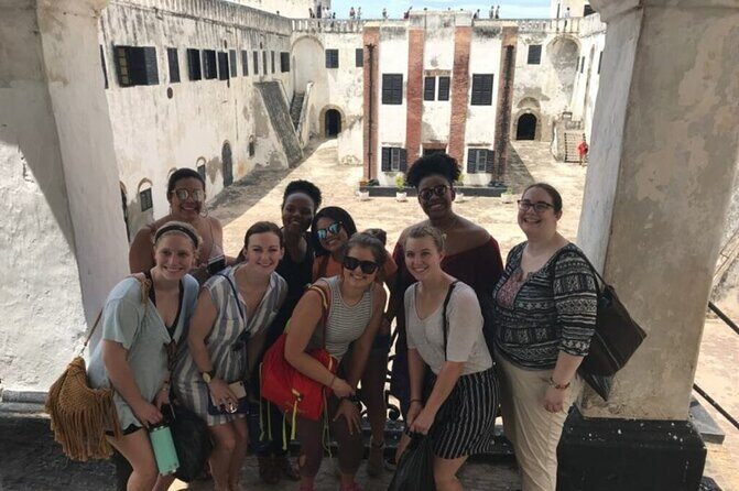 4 Days Trip in Accra, Cape Coast,Kumasi culture & heritage tours - A 4-day Ghana route: Accra, Cape Coast, and Ashanti craft country near Kumasi
