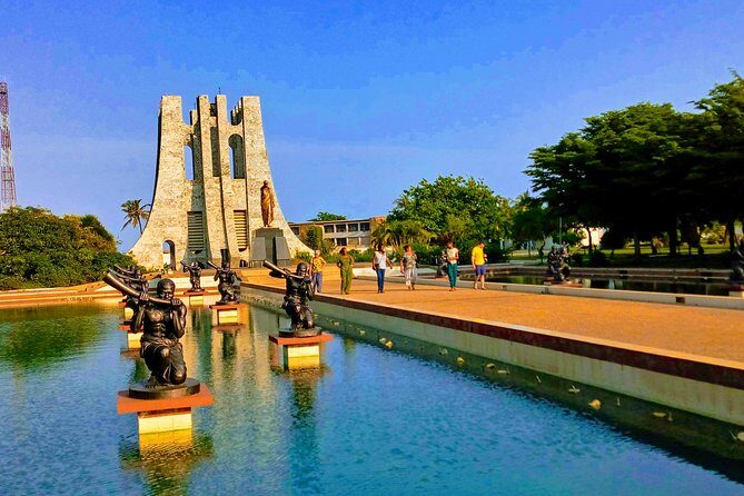 A Day in Accra - Independence Square: the symbolism you can actually point to