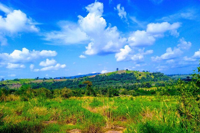 A Tour to Boti Falls - Getting there and comfort: pickup, long hours, and your best move