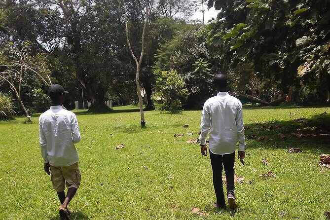 Aburi Gardens and Tetteh Quarshie Farms - Weather and Timing: How to Stay Flexible Without Stress
