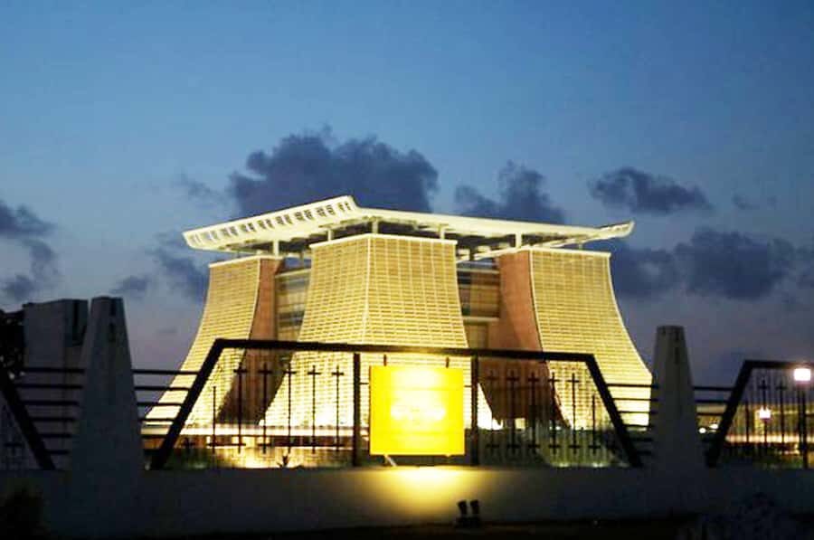 Accra Architectural Tour - Jamestown’s Ga-Mashie Neighborhood: Where the Stories Feel Grounded