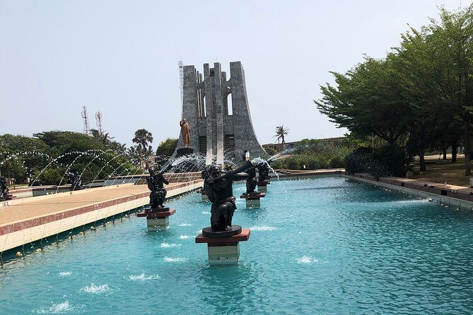 Accra City Tour - Kwame Nkrumah Memorial Park: symbolism you can actually see