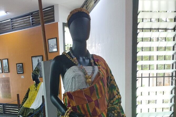 Accra City Tour Experience - National Museum of Ghana: art and material culture under one roof