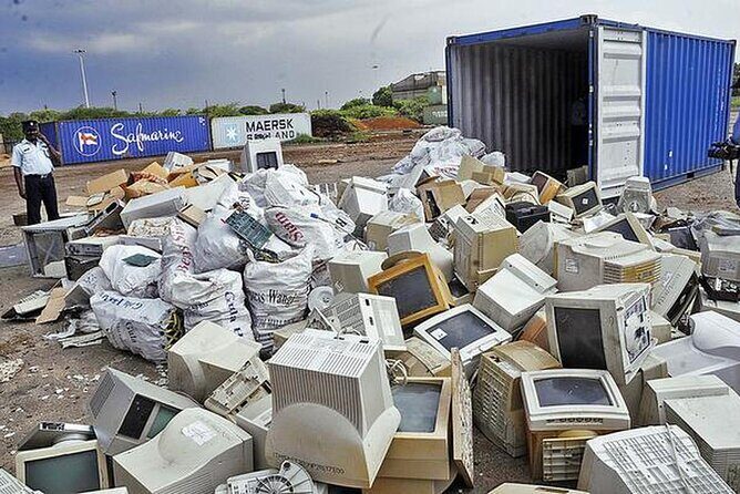 Accra E-waste and Recycling experience in Agbogbloshie - The ride to Agbogbloshie: why the route matters