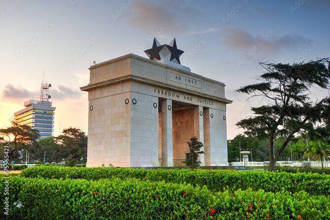 Accra Explored: A Full-Day Private City Tour for Culture Seekers - Independence Square (Black Star Square): a fast start that sets your bearings