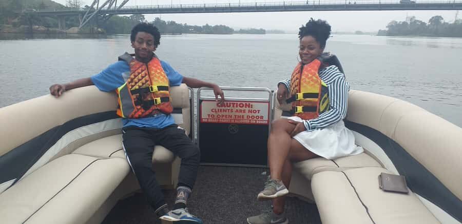 Accra: Shai Hills, Caves & Boat Full-Day Eco-Friendly Tour - Lunch and Refreshments: Why Included Food Helps a Tight Schedule