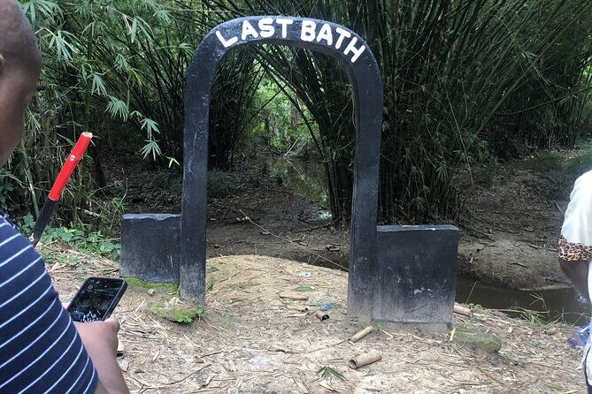 Assin Manso Slave River, Cape Coast & Elmina Castle History Tour - Cape Coast Walk and Castle Beach: lunch time you control