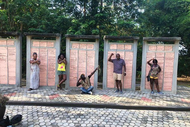 Black History Tour - Back to Your Roots (Accra to Assin to Cape Coast to Elmina) - Cape Coast Castle: seeing Portuguese and Swedish layers of power