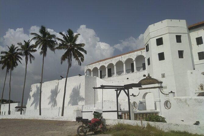 Elmina & Cape Coast Castles Day Trip from Accra - Cape Coast Castle: Underground Dungeons and Why This English Fortress from 1665 Matters