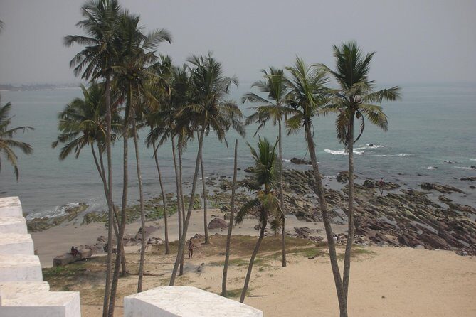 Elmina & Cape Coast Castles Day Trip from Accra - Beyond the Captions: Resistance and West African Context