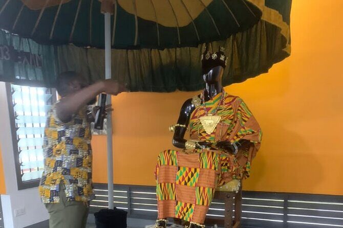 Explore Accra - Center for National Culture: a craft-stop that works for gifts