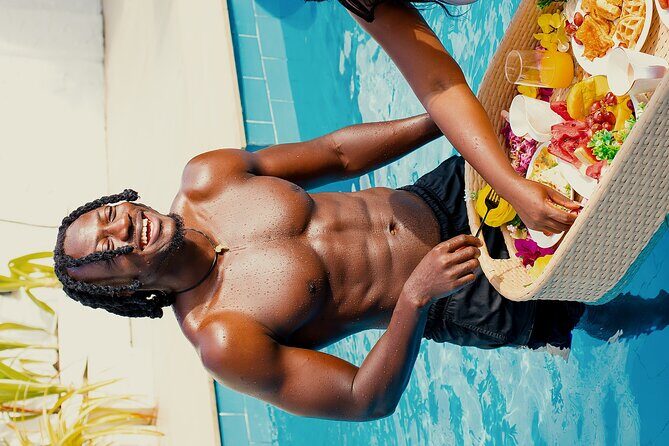 Floating Brunch Pool Experience - Photos and timing tips that keep it enjoyable