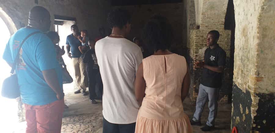 From Accra: Cape Coast Slave Dungeons Heritage Tour & Lunch - Guide Quality Makes or Breaks This Type of Day