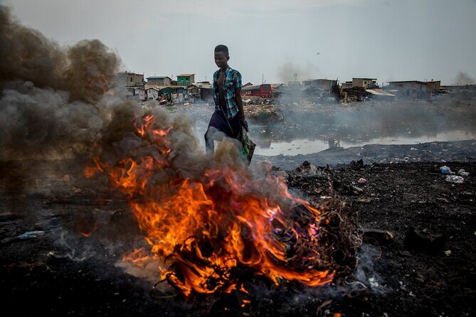 The Agbogbloshie (Accra E-waste and Recycling experience) Private Tour - Guides and safety: how the tour keeps you oriented