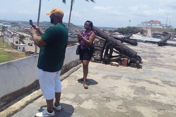 The Homecoming Experience To Cape-coast And Elmina. - The guide and driver effect: when scheduling stays calm
