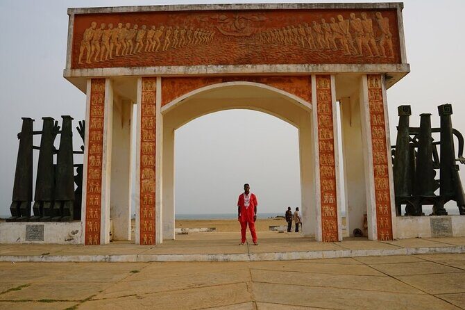 Trails of the transatlantic slave trade in Ghana - Cape Coast Castle and Assin Manso: where the story hits hardest